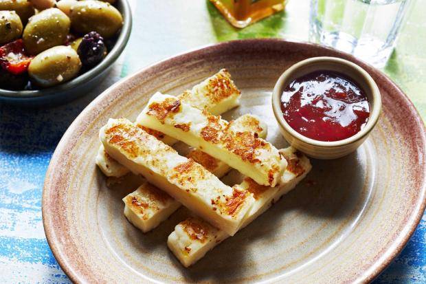 Halloumi Sticks & Dip